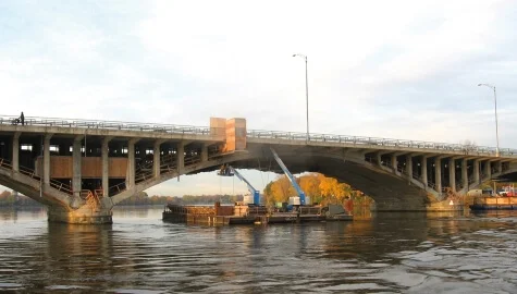 Prévention en milieu riverain : travaux au-dessus ou à proximité d'un cours d'eau